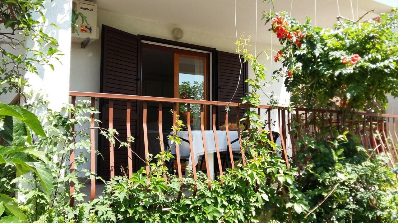 Apartmani Ivanka Makarska Bagian luar foto